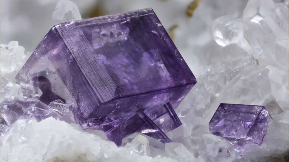 ساختار بلوری کانی