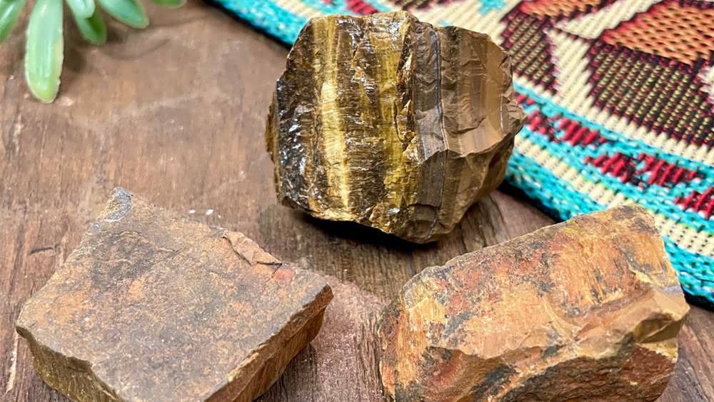 سنگ چشم ببر خام در طبیعت