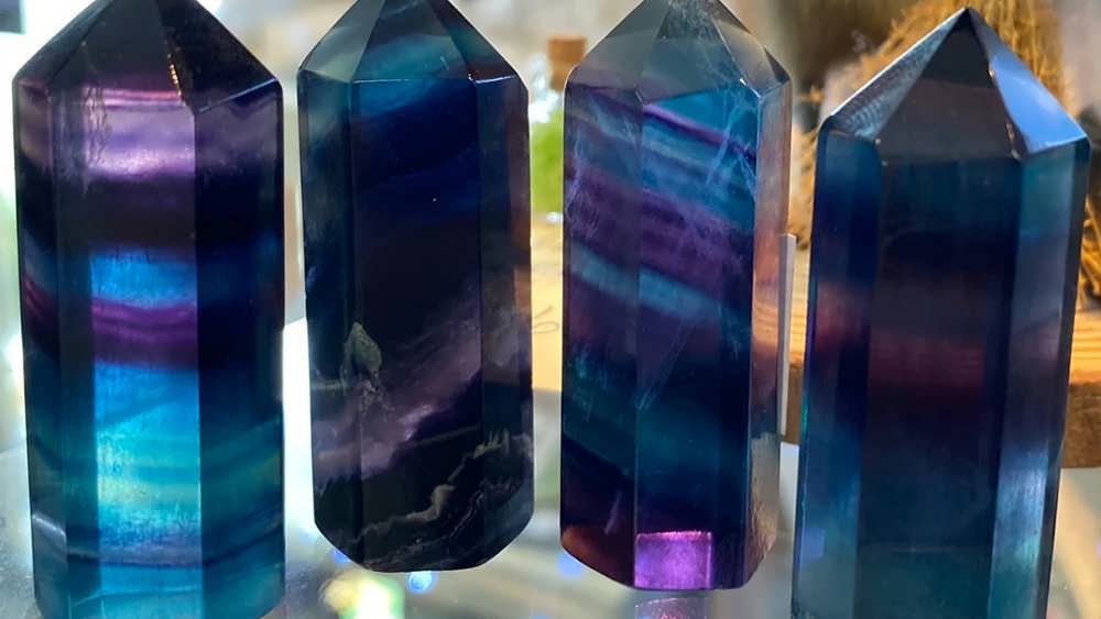 فلوریت رنگین کمان (Rainbow Fluorite)