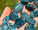 خواص درمانی و فواید آپاتیت آبی (Blue Apatite)