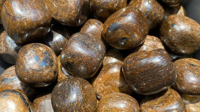 آزادسازی قدرت کریستال برونزیت (Bronzite)
