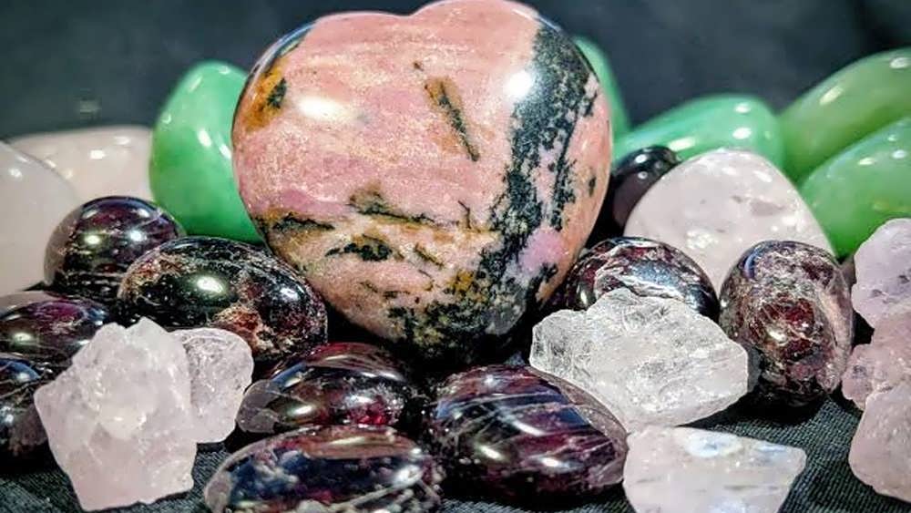 سنگ های درمانی در فرهنگ ایرانی