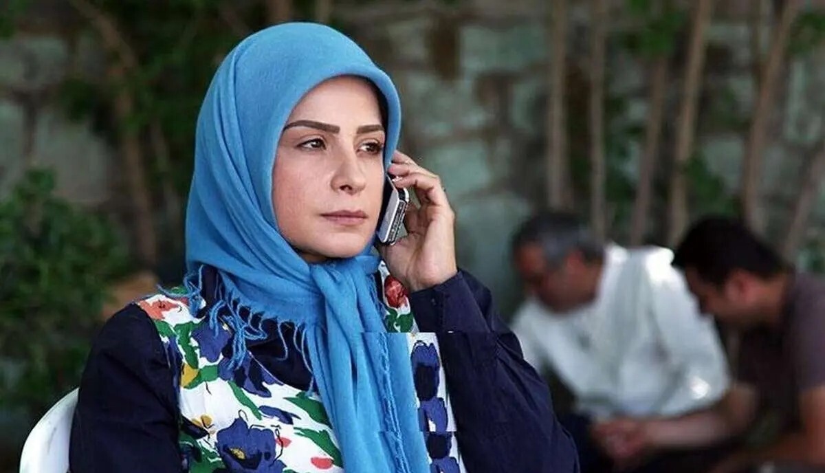 نگاهی به تیپ مادر و دختری سیما تیرانداز در پشت‌صحنه کنسرت بهنام بانی؛ آن‌قدر جوان که همه گفتند خواهرش است! + عکس