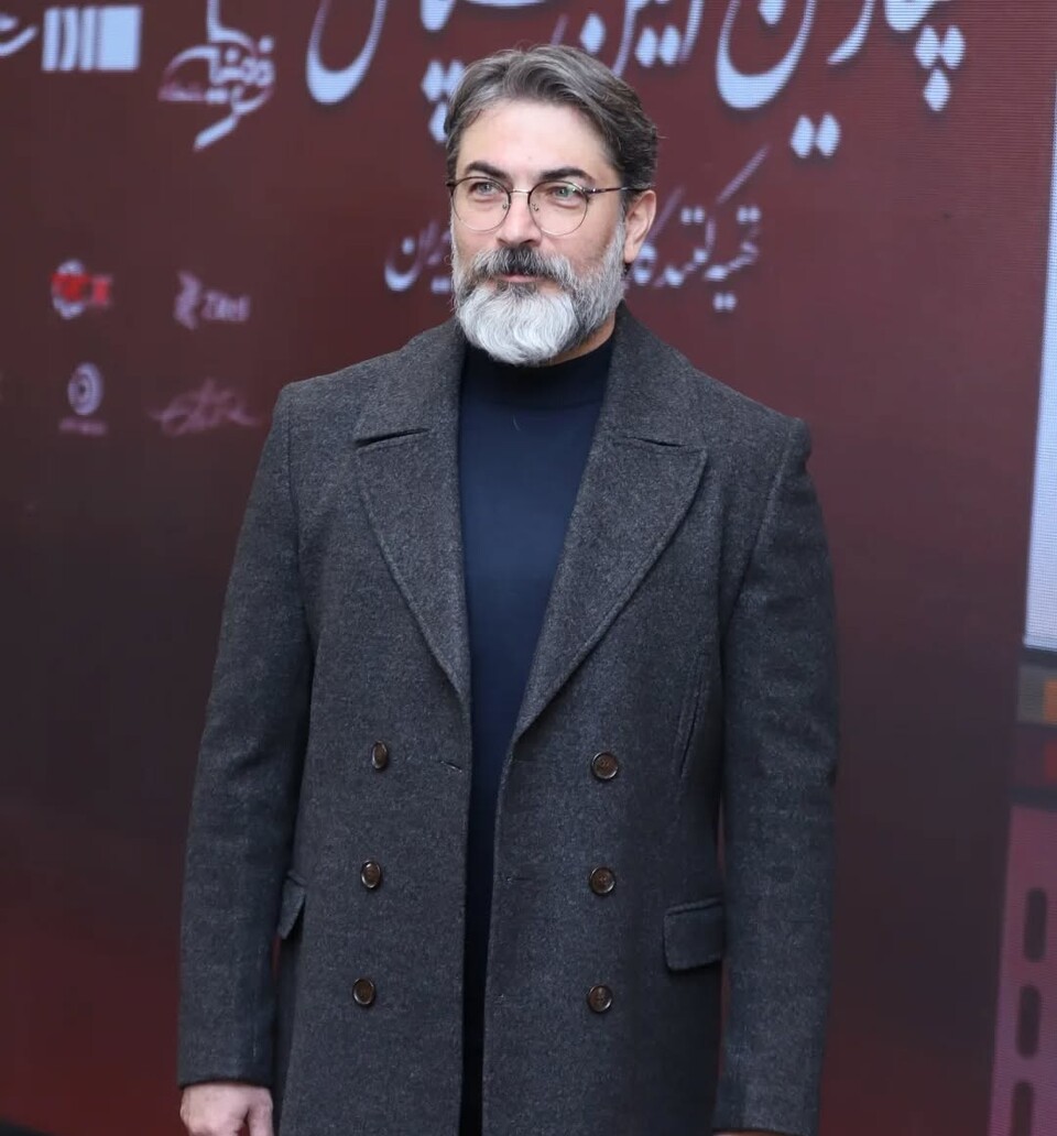 پارسا پیروزفر