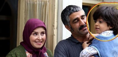 نگاهی به چیدمان منزل شاهانه و مجلل رایان سرلک« کاوه زیرخاکی »/ از مبلمان خوش رنگ و گل و گیاه آپارتمانی تا سفره هفت سین زیبا و پرده ریسه ای