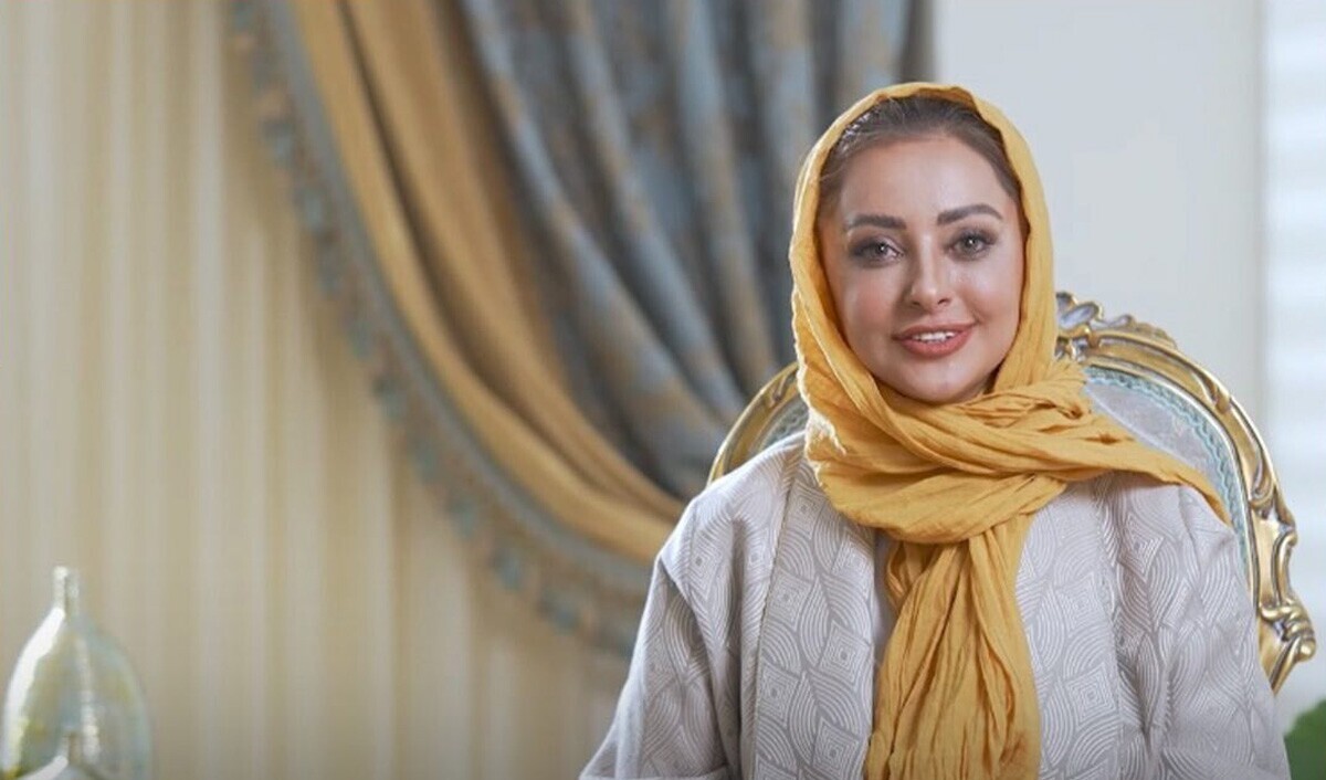 چیدمان شیک مبلمان لاکچری و گران‌قیمت خانه مدرن نفیسه روشن/ لوسترهای آویز طلایی، گیاهان آپارتمانی خاص و درخت بونسای خانم بازیگر باسلیقه 👌