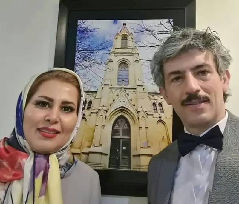 سیروس همتی و همسر پیراپزشک