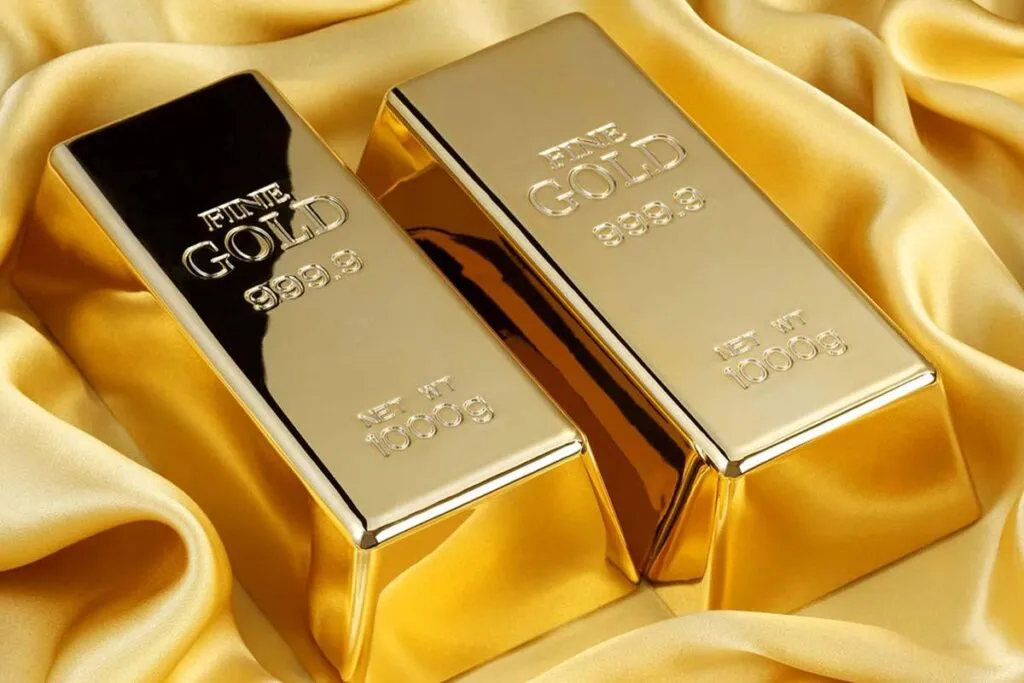 قیمت انس جهانی طلا امروز جمعه ۲۴ مهر ۱۴۰۵